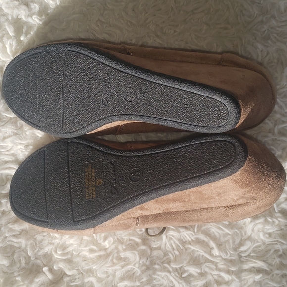 Forever Patricia Lace Up Taupe Wedge Boot 7 1/2 NWOB - Picture 7 of 9